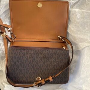 Michael Kors crossbody